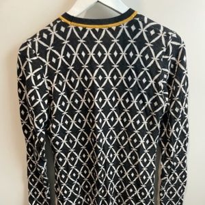 Patterned grey cardigan